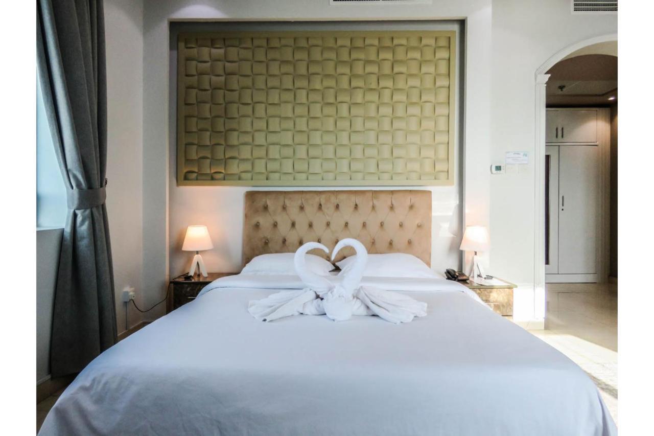 Bareen Hotel Ajman Extérieur photo